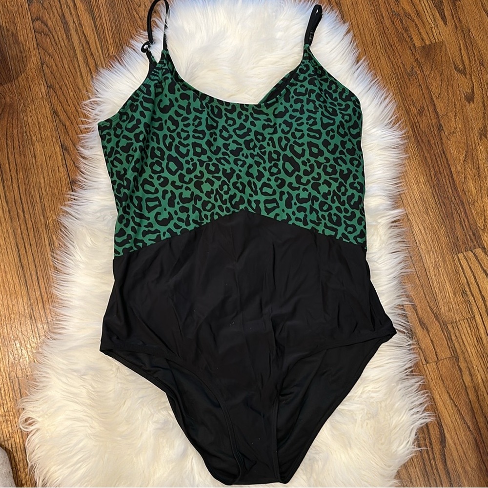 Coral Reef Green/Black Leopard Open Back One Piece Swimsuit - Picture 5 of 7
